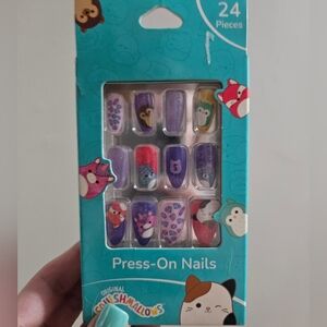 NIB Squishmallow Press On Nails
